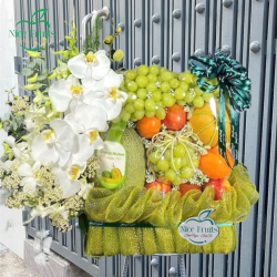 Giỏ trái cây chúc mừng mẫu 14