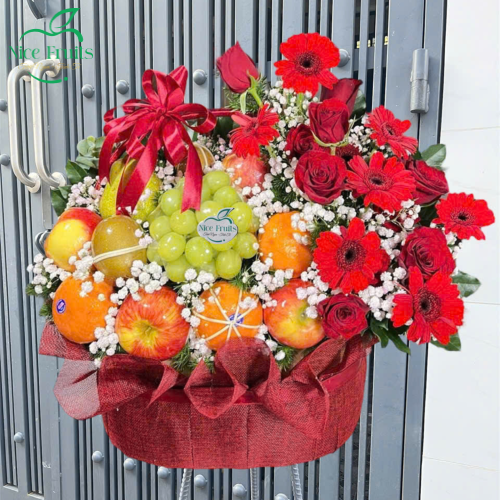 Giỏ trái cây chúc mừng mẫu 7