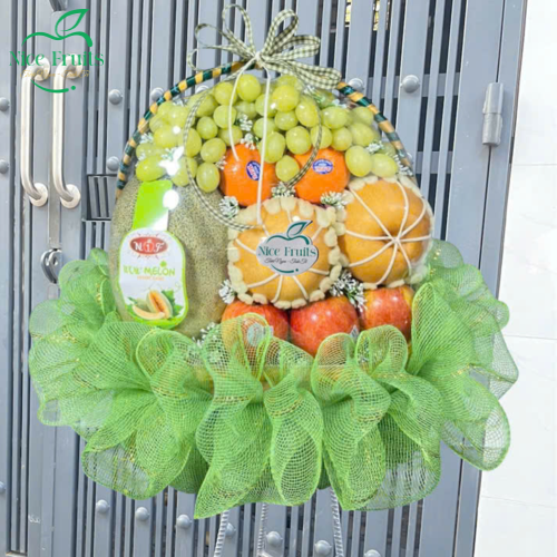 Giỏ trái cây chúc mừng mẫu 13